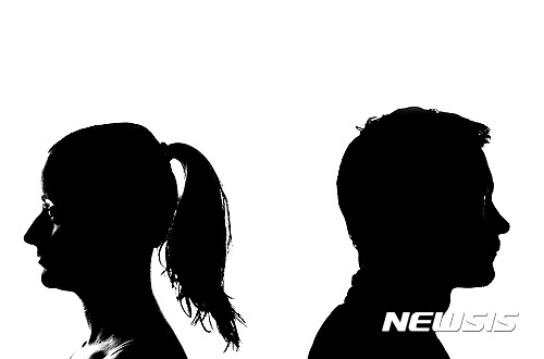 공무원과 18년 살다 이혼→재결합 3년…"연금 분할수급 돼" 공무원과 18년 살다 이혼→재결합 3년…"연금 분할수급 돼"