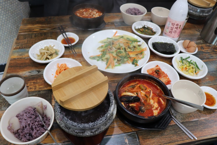 제주순두부맛집 순백순두부 돌솥밥과 순두부가 8천원