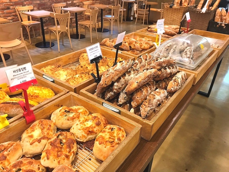  [영등포/타임스퀘어] 분위기 좋은 카페&빵 맛집 :: 오월의 종