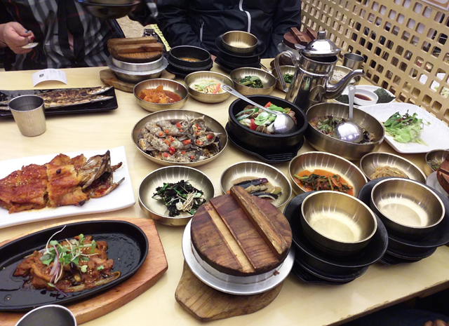 이천에 있는 <나랏님이천쌀밥> 다녀왔습니다. 이천에 있는 <나랏님이천쌀밥> 다녀왔습니다.