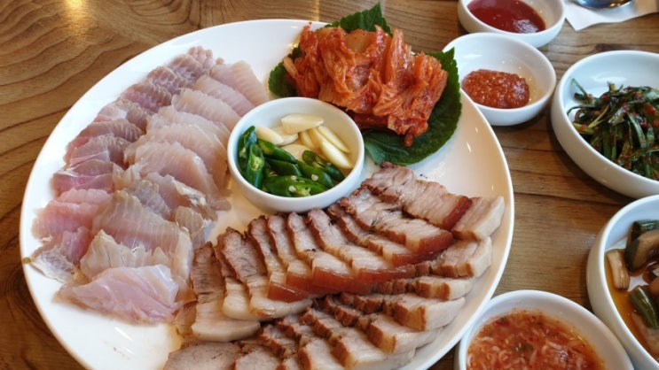  방이동맛집 안동국시 홍어삼합. 꼭 먹어야 하는 이유