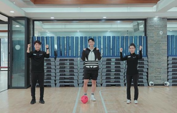 위클리피플 ㅣ 손흥민, 체육주간 기념 ‘국대에게 배우는 집콕운동’ 등 영상 제공
