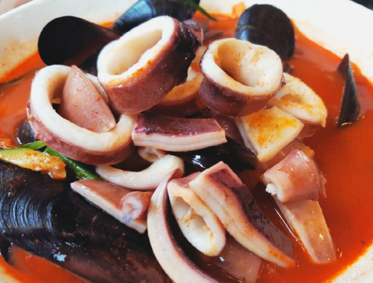 생생정보통 맛집오늘 불고기짬뽕, 마늘탕수육, 갈비튀김, 매운크림갈비찜, 바지락두부두루치기, 칼국수 생생정보통 맛집오늘 불고기짬뽕, 마늘탕수육, 갈비튀김, 매운크림갈비찜, 바지락두부두루치기, 칼국수