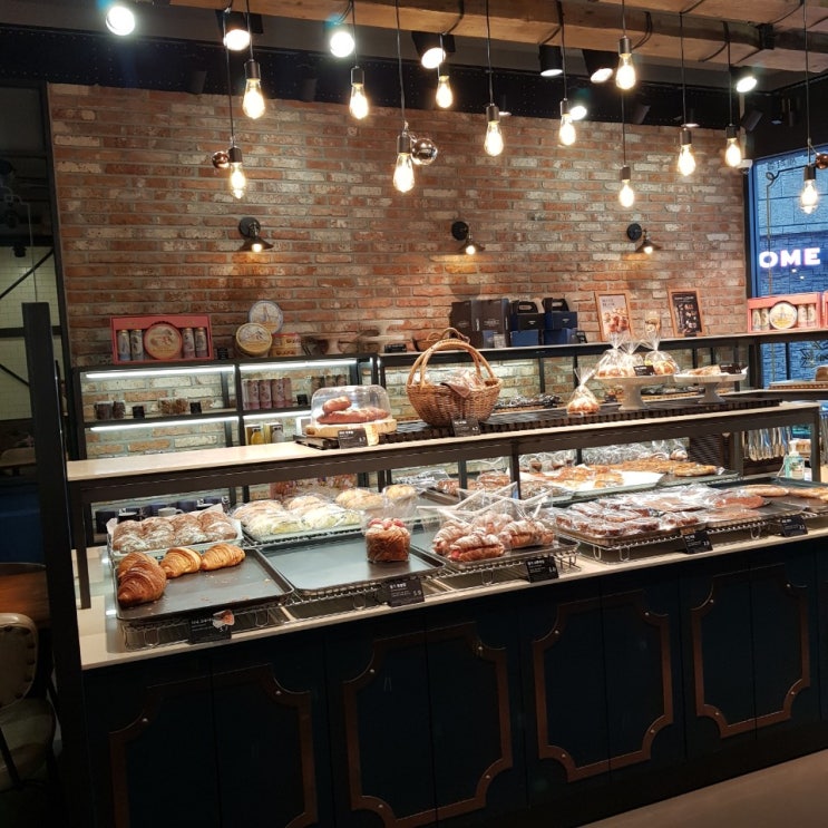  합정카페 메세나폴리스몰 롤링핀 베이커리 맛집