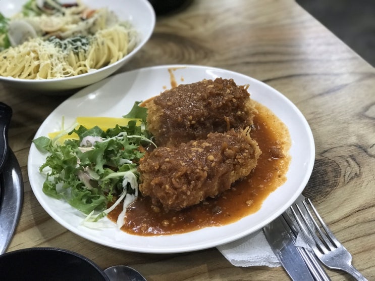  대전 유천동 맛집, 돈까스를 시키면 비빔밥과 된장순두부가 공짜! 돈까스 상점