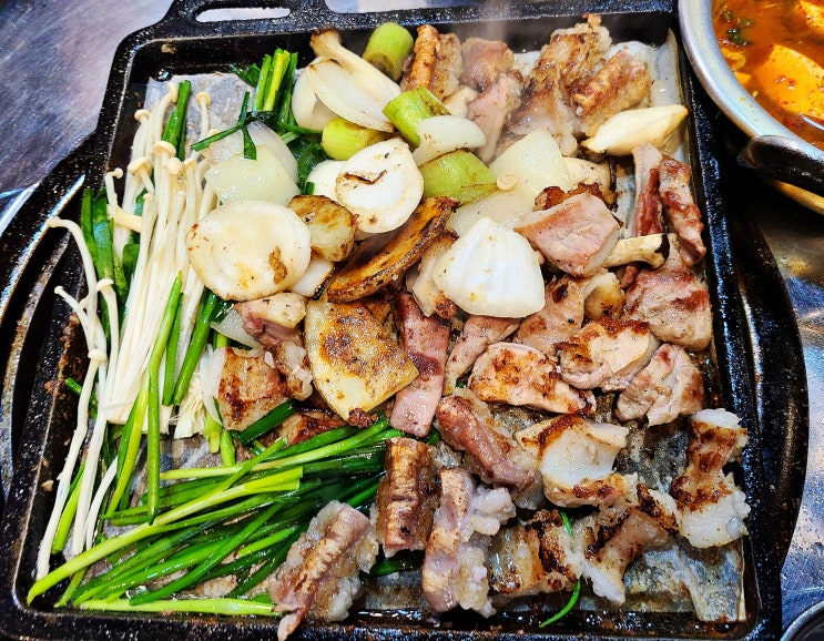  서울 봉천동/봉일시장 '우곱창' 곱창모듬