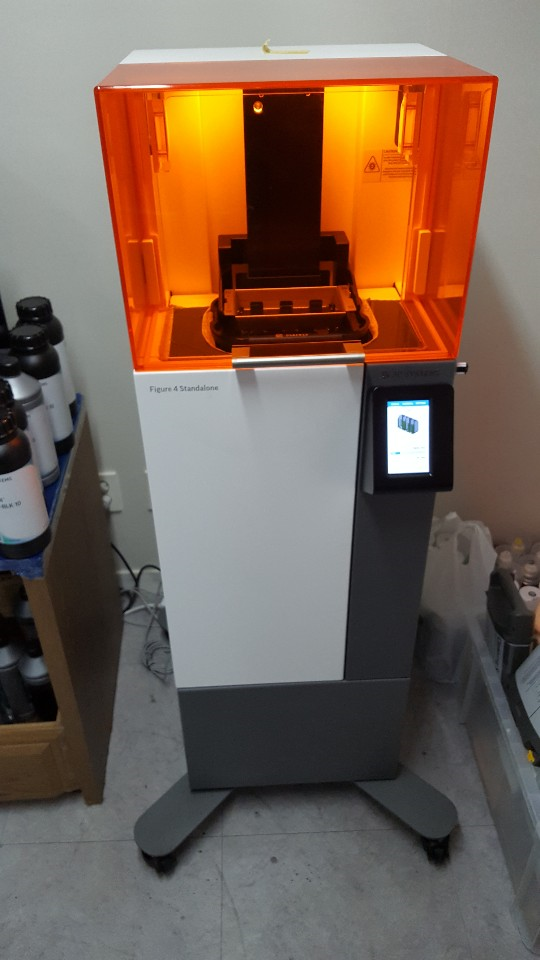  Figure 4 Standalone 구입했습니다!