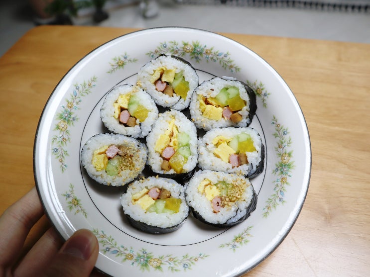 홈메이드김밥과 순두부찌개 콜라보