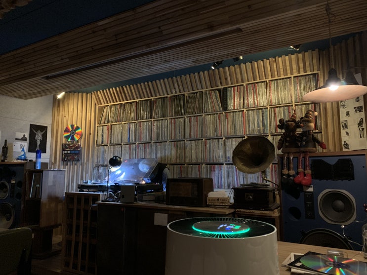 성수동 음악창고 - 신청곡 받아주는 LP PUB 리얼 후기. 서이추환영