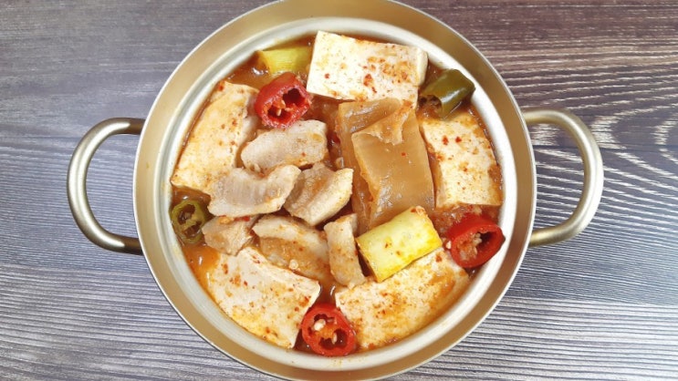 김수미 김치된장찌개 수미네반찬 김치찌개와 된장찌개를 동시에/ 돼지김치된장찌개 만드는법 김수미 김치된장찌개 수미네반찬 김치찌개와 된장찌개를 동시에/ 돼지김치된장찌개 만드는법