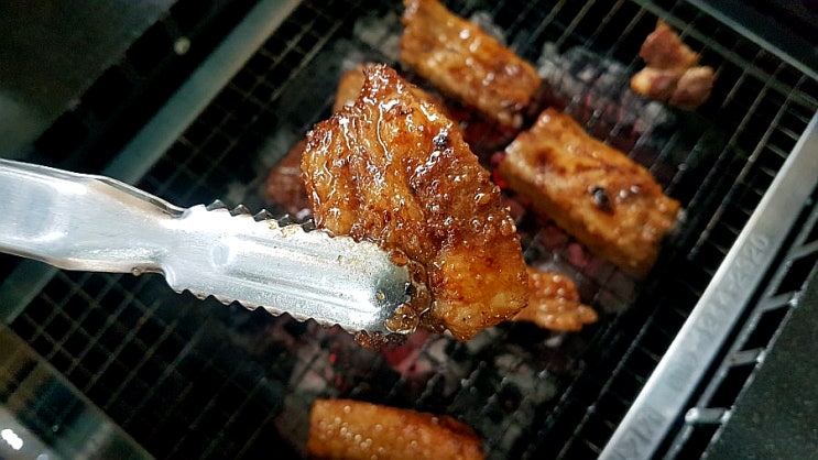 [ 장유맛집 ] 김해 숨은 맛집 직접 제조한 특제 소금과 고기와 양념 비율이 1:1인, 황금숯불갈비