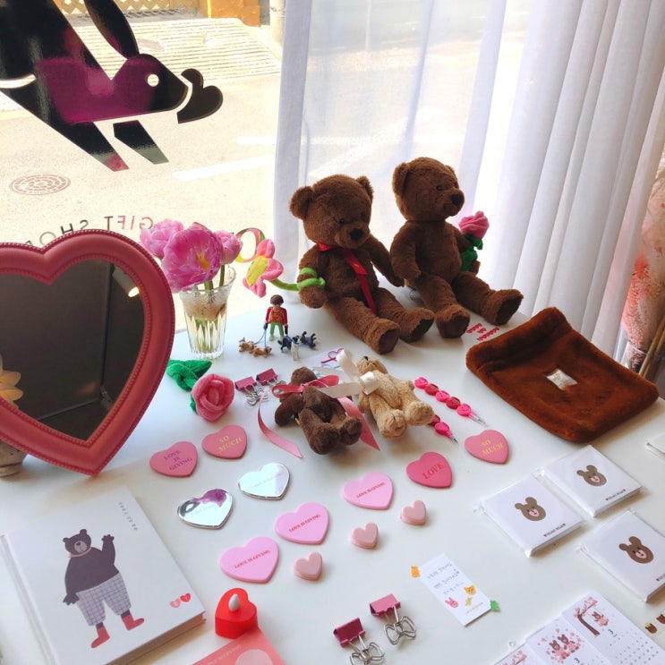  러브이즈기빙 (Love Is Giving) : 부산 소품샵, 그냥 지나칠 수 없는 곳