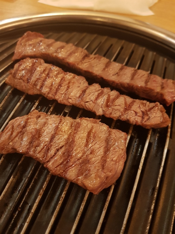  금호동 이차돌!차돌박이,부채살150g7900원~저렴한 소고기