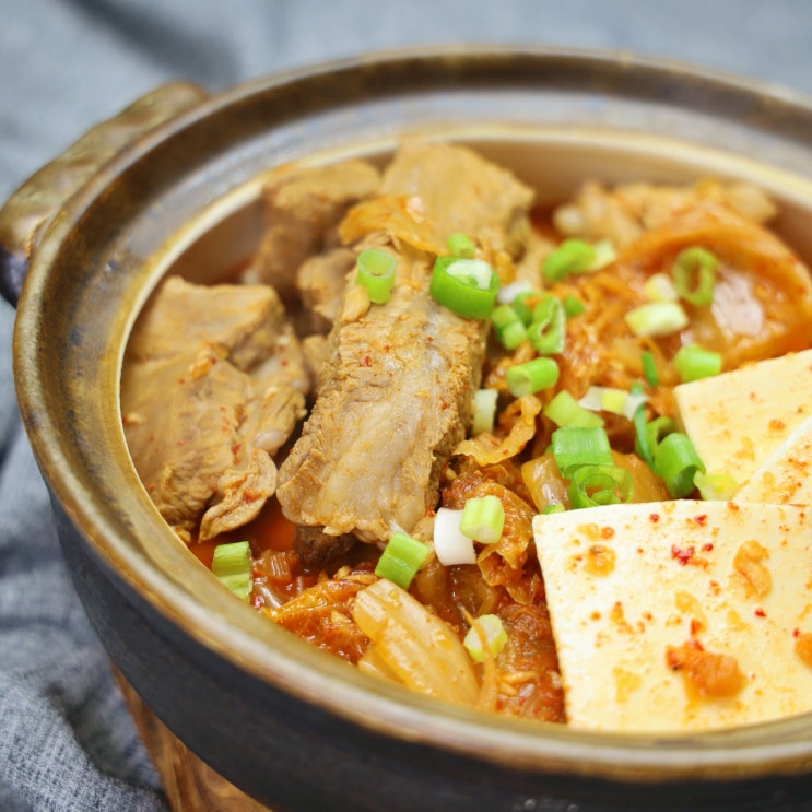  [김치찌개 레시피]국물맛 제대로 등갈비 김치찌개