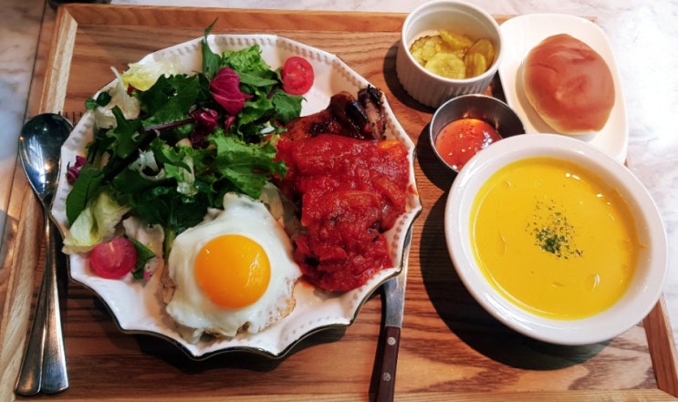  그릭슈바인 바비큐치킨 스테이크 세트 점심과 최민선스시바름 저녁 도시락+스벅 패션 푸르트 칵테일티