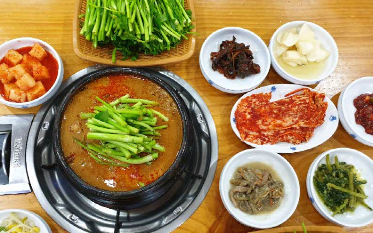 생생정보통 맛집오늘 마늘석갈비, 들깨오리탕, 아귀찜, 미더덕찜