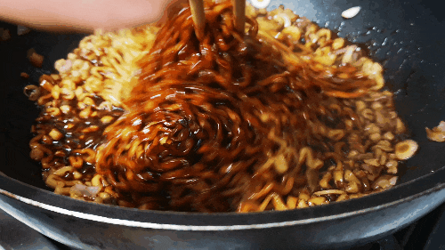  짜파구리 말고 오뚜기 진진짜라! 진짜장과 진짬뽕의 만남, 직접 먹어본 솔직리뷰 | 알쓸리뷰X시식