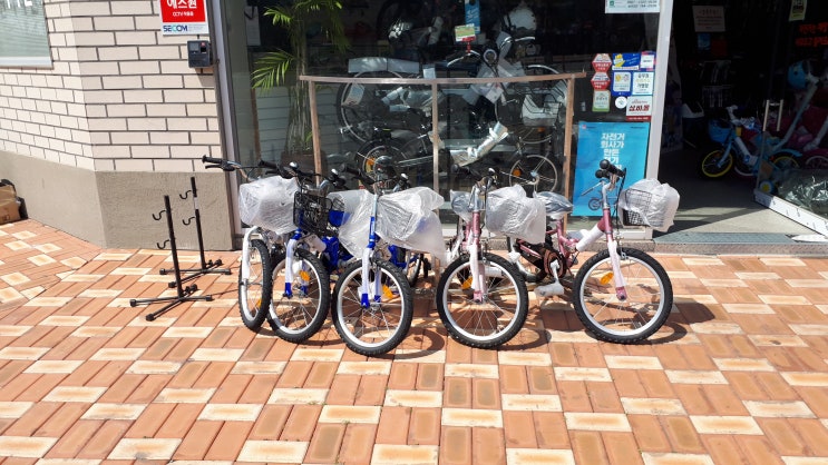 원주 어린이자전거 18인치 접이식 자전거 저렴하게 할인 세일 판매합니다.