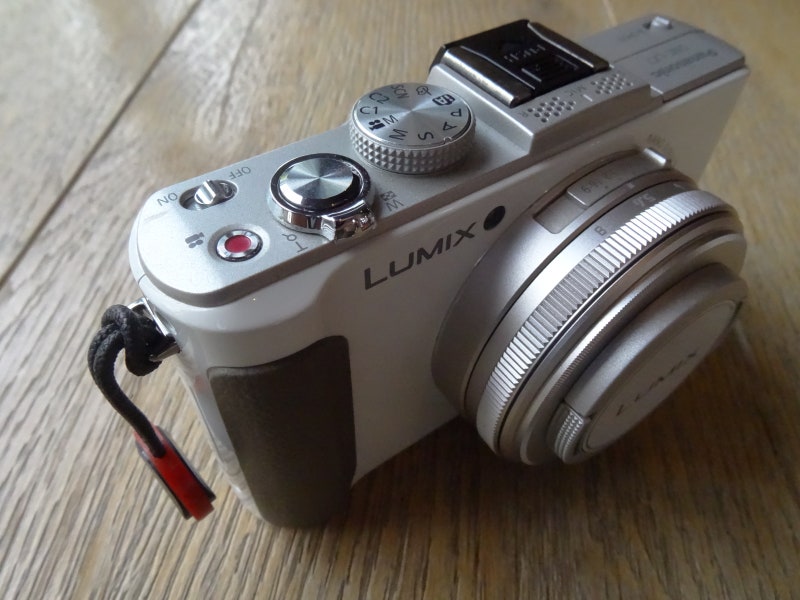 파나소닉 루믹스 LX7 추천을 하는 이유랄까.
