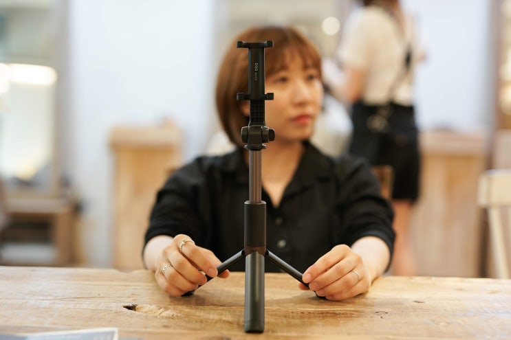 블루투스 셀카봉 삼각대 1년 사용기 블루투스 셀카봉 삼각대 1년 사용기
