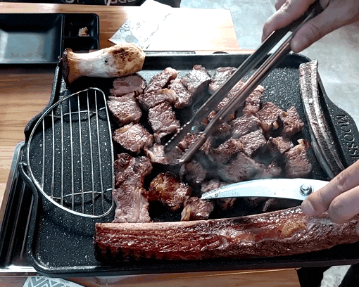  [동탄 고기 맛집] 숯불로 초벌 한 거대 갈비구이 우대갈비 동타안! 이영자맛집 몽탄과 비슷한 고깃집
