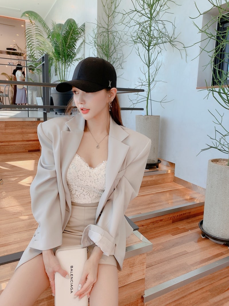 TWICE Mina's Hat: VARZAR Oversized Big Size Ball Cap