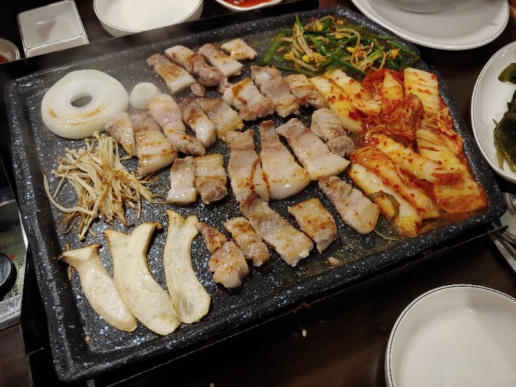  [굽은다리맛집]불타는삼겹살 저렴하고맛있는 삼겹살 천호CGV맛집