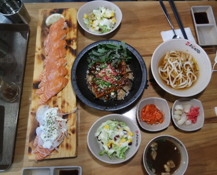  [스시한판 명동점] 연어두판과 장어덮밥 먹고 왔어요~