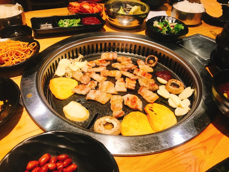  [171007] 삼겹살 집에서 외식