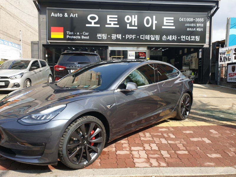 천안 서북구 / 썬팅 / 테슬라 / 모델3
