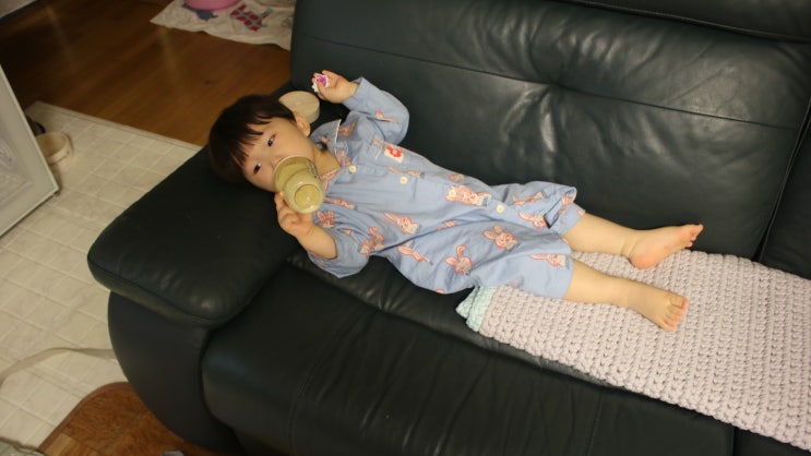  아기분유 퓨어락 로열플러스 변비와 소화를 한번에 잡아요