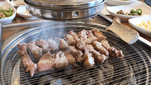 백석동맛집 지산흑돈 육회 흑돼지참숯구이 흑돈오겹살 / 천안식후감