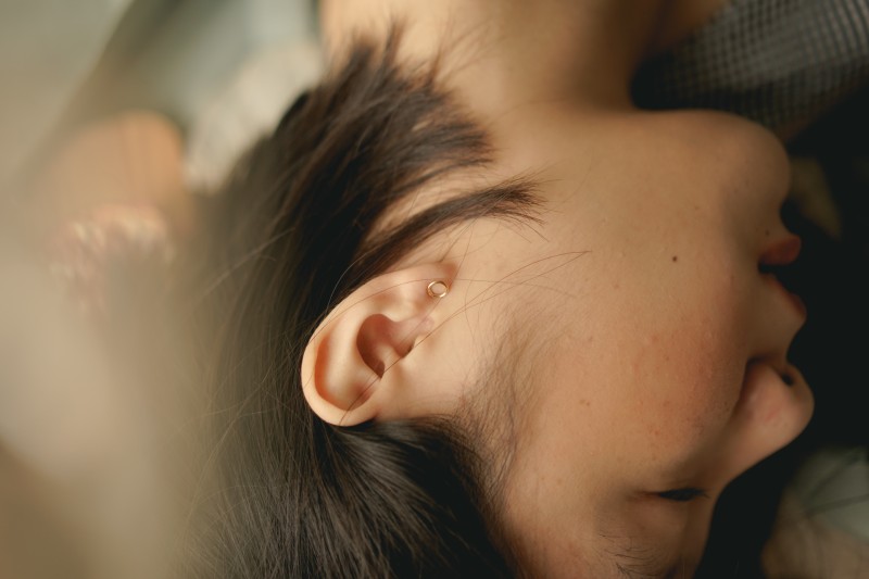 뷰티꿀팁] 귀 안에 여드름, 귀에 뾰루지 원인과 관리법 : 네이버 블로그