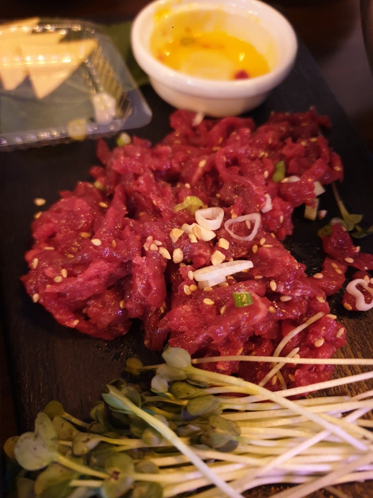  회기역 육회 지존 맛집 추천 ! 내돈 내산 솔직 리뷰