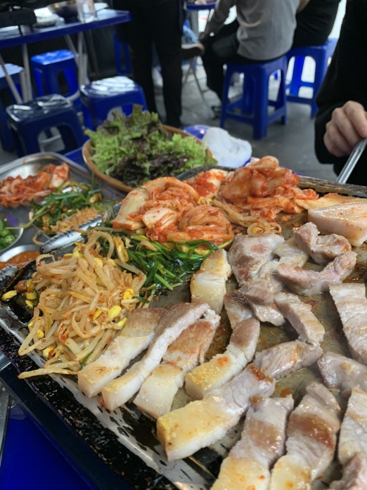  신사역 고깃집 :: 가로수길 삼삼이네 가로수길 삼겹살집/고기는 여기서 먹으셈><