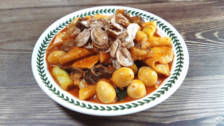 김수미 차돌마늘떡볶이 수미네반찬 차돌박이떡볶이 만드는법 김수미 차돌마늘떡볶이 수미네반찬 차돌박이떡볶이 만드는법