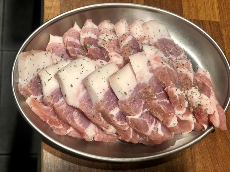  사직동고기집 추천:)고기가 맛있는 '마당쇠돼지갈비'