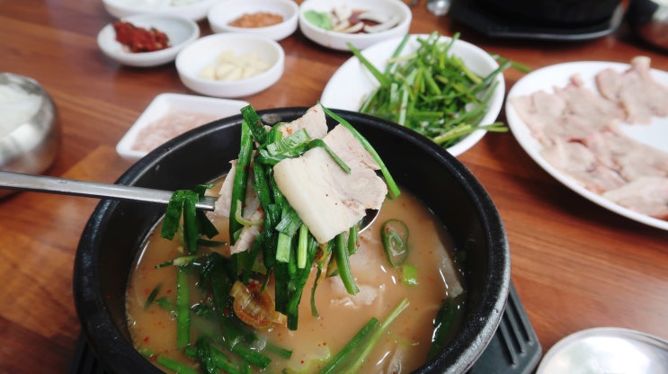  기장국밥 돼지국밥 맛집 기장오거리돼지국밥