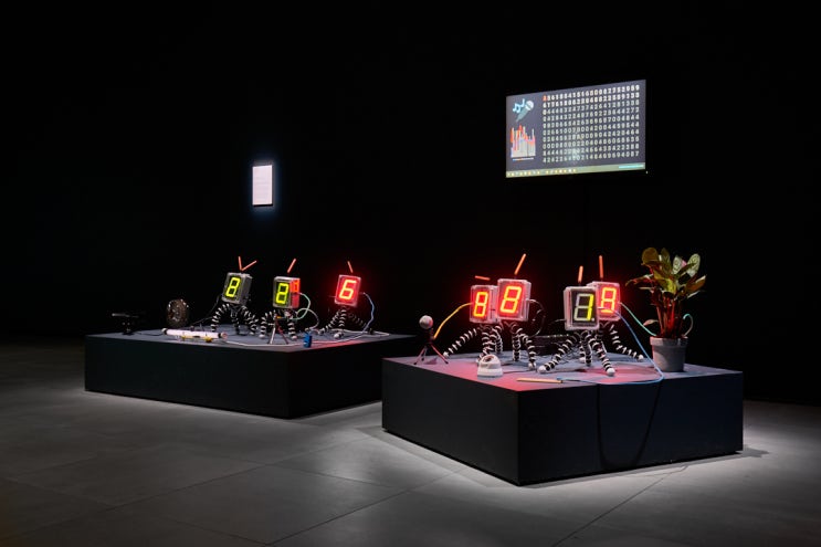  브뤼셀 iMAL의 양자: 보이지 않는 것을 찾아서 展