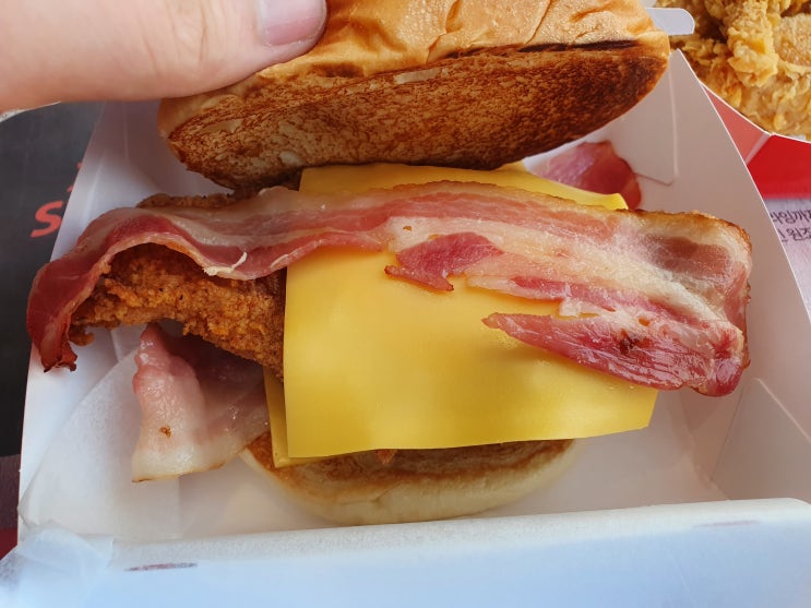  KFC 신제품 더블치즈베이컨버거 솔직후기