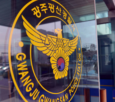 아빠 차 몰래 예비키로 훔쳐 놀이공원가기 위해 ...철없는 14살 여중생 , 결국 사고내 아빠 차 몰래 예비키로 훔쳐 놀이공원가기 위해 ...철없는 14살 여중생 , 결국 사고내