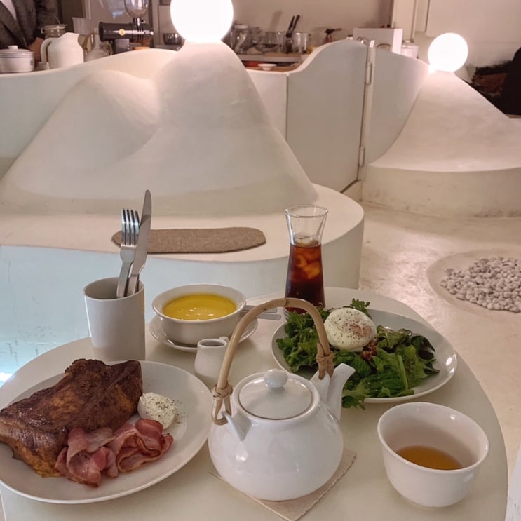  연남동카페 얀 ‘Ytan’