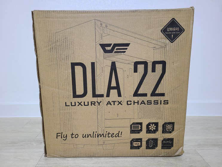  메인보드를 돌려 장착하는 DarkFlash DLA22 케이스