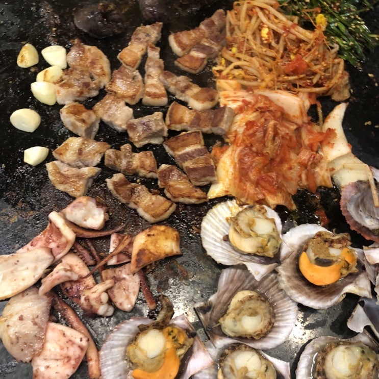  통영 맛집 돌마루 삼겹살과 해산물을 한번에