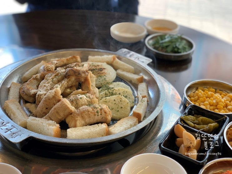  [장항동] 일산 구구소곱창 존맛탱 (feat. 꼬돌꼬돌한 꼼장어 볶음)