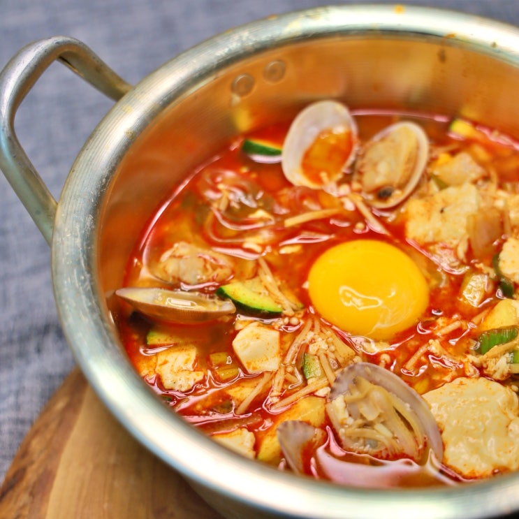  바로 이맛! 얼큰한 바지락 순두부 레시피