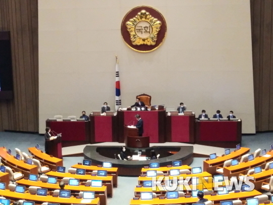보험업계 해외투자 한도 상향…‘숨통 트였다’ 보험업계 해외투자 한도 상향…‘숨통 트였다’