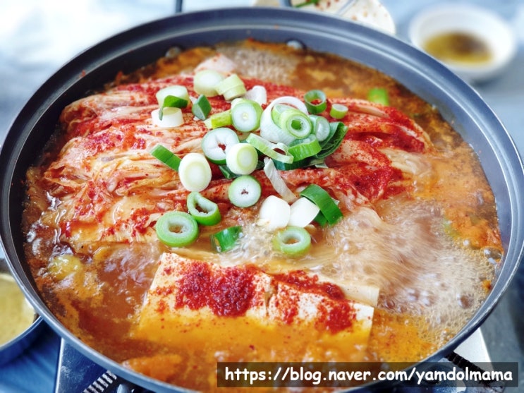 동탄장지동맛집 특별난 김치전골 할머니의 손맛이 느껴지는 푸짐한 전라도밥상