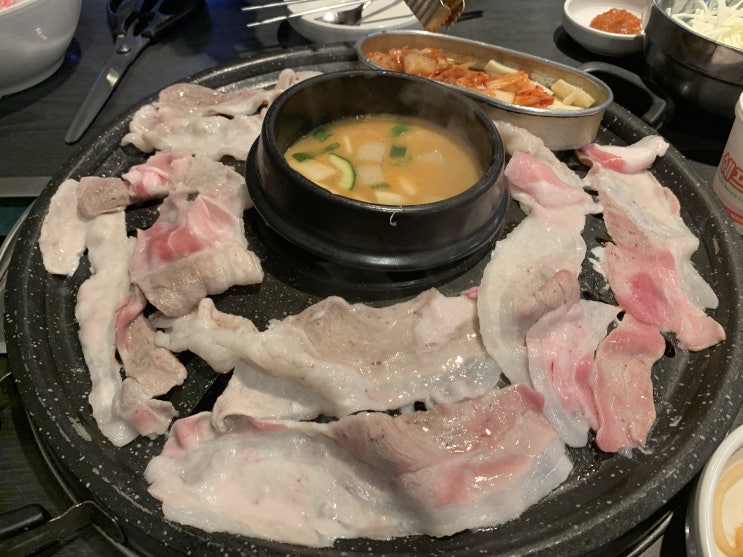  건대 삼겹살 무한리필 엉터리생고기 저렴한 맛집(셀프코너 및 찌개 포함)