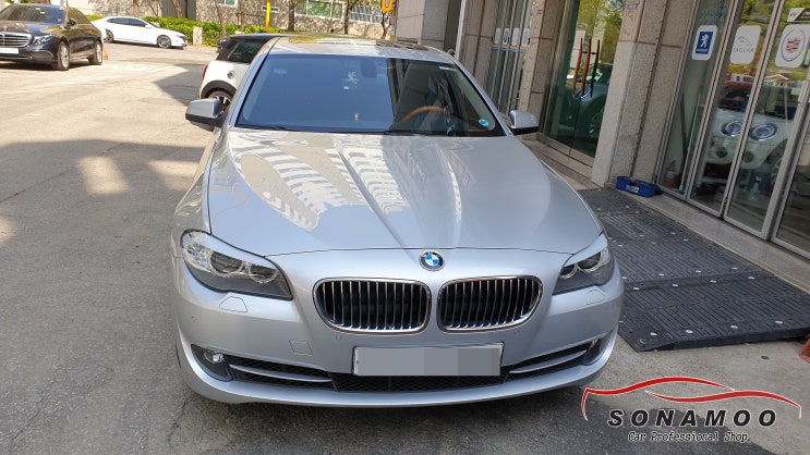  BMW 5시리즈 F10 차선변경시 안전하게 변경할수 있게 도움을주는 측후방 S레이다 센서 장착